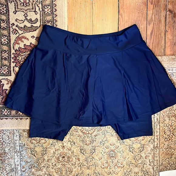 MODLI Size 1X Navy Blue Swim-Skirt Skort Active Sport Classic Modest $75 NEW - Picture 1 of 12